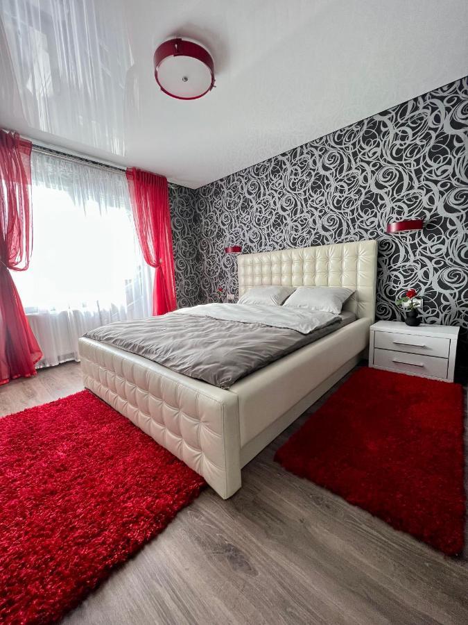 Relax. Просторі Та Затишні Апартаменти Ternopil Luaran gambar