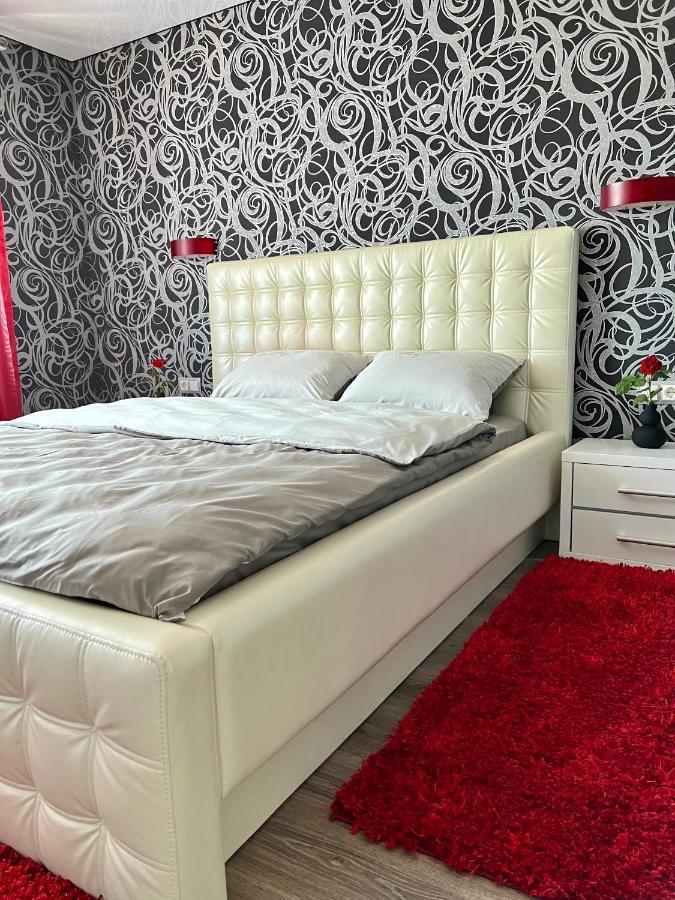 Relax. Просторі Та Затишні Апартаменти Ternopil Luaran gambar