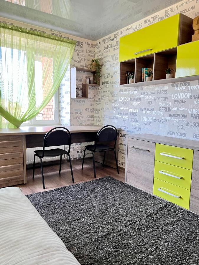 Relax. Просторі Та Затишні Апартаменти Ternopil Luaran gambar