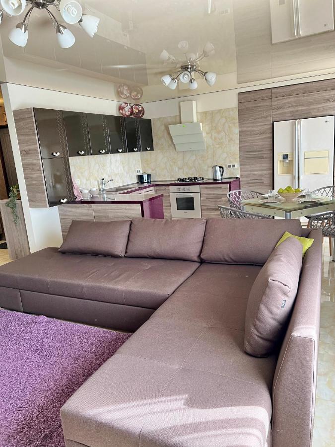 Relax. Просторі Та Затишні Апартаменти Ternopil Luaran gambar